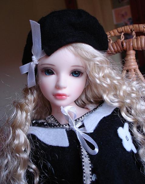 large.5843aaac6d5d7_Ball-jointed-pretty-doll120416.jpg